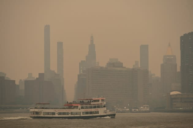 Smoke from the Canadian Wildfires impacts the New York Area - Credit: NDZ/STAR MAX/IPx