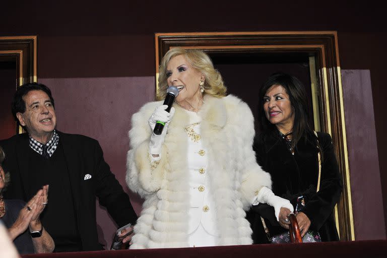 Mirtha Legrand fue a ver Los mosqueteros del rey