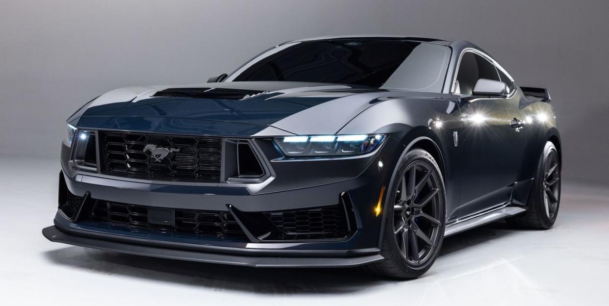 2024 mustang darkhorse