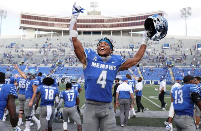 Former Memphis Tiger Calvin Austin scores first NFL TD in Steelers