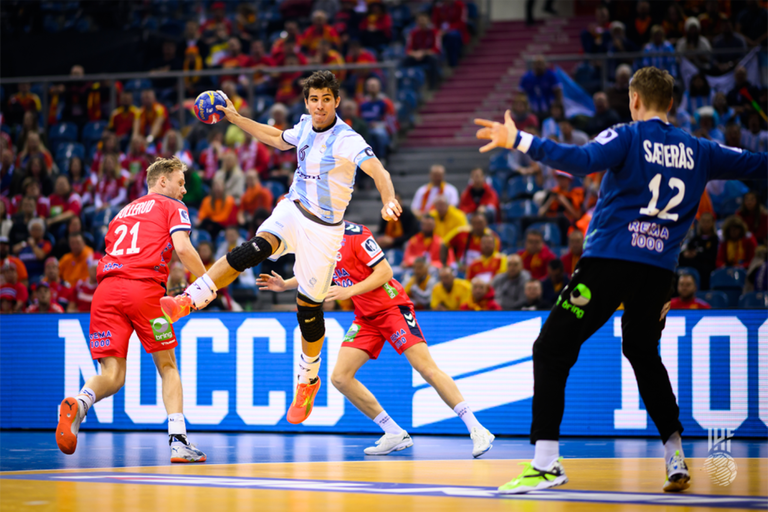 El histórico Pablo Simonet es el capitán de la selección argentina en el Mundial de Handball masculino 2023