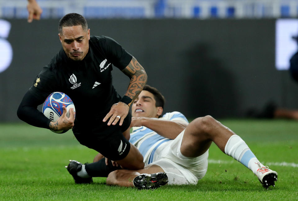 Aaron Smith a inscrit le quatrième essai de la Nouvelle-Zélande contre l’Argentine en demi-finale de la Coupe du monde de rugby 2023.