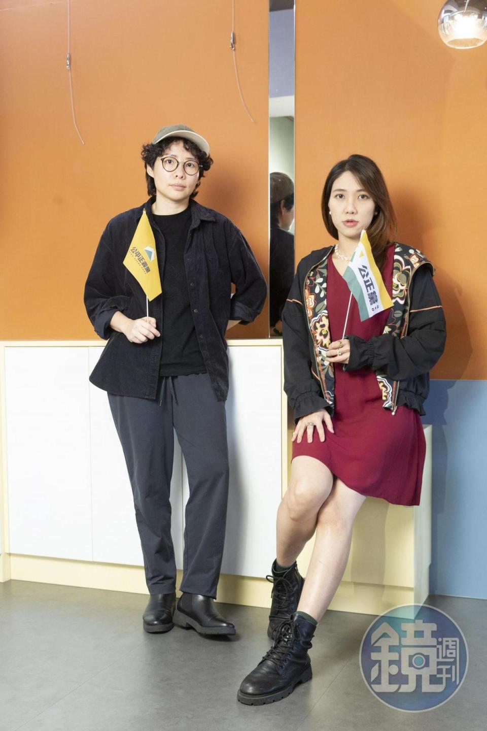 編劇厭世姬（右）與簡莉穎（左）認為台灣觀眾已足夠成熟，把對性別和政治的期許融入劇中。