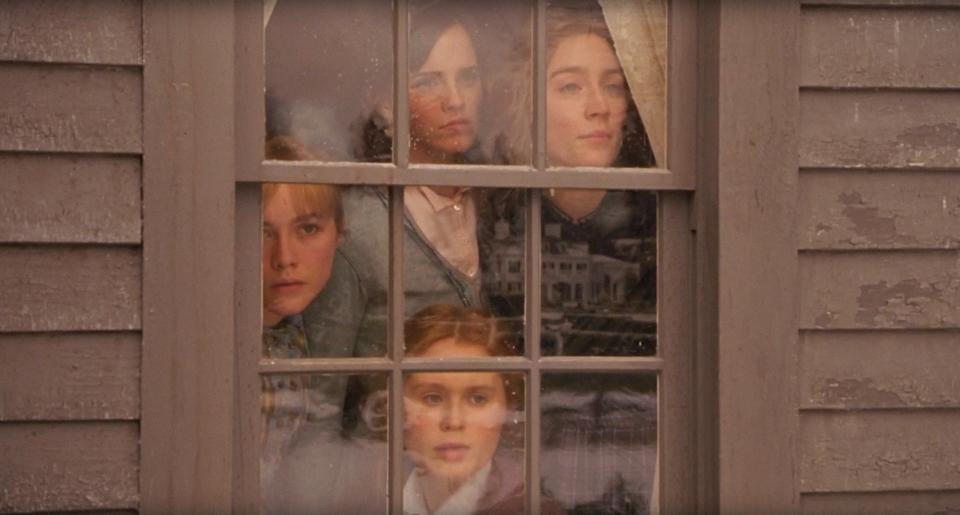LITTLE WOMEN, clockwise from top left: Emma Watson as Meg, Saoirse Ronan as Jo, Eliza Scanlen as Beth, Florence Pugh as Amy, 2019. © Columbia Pictures / courtesy Everett Collection