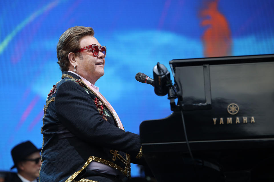 Elton John is focusing efforts on AIDS foundation during coronavirus pandemic. (Photo: Getty Images)