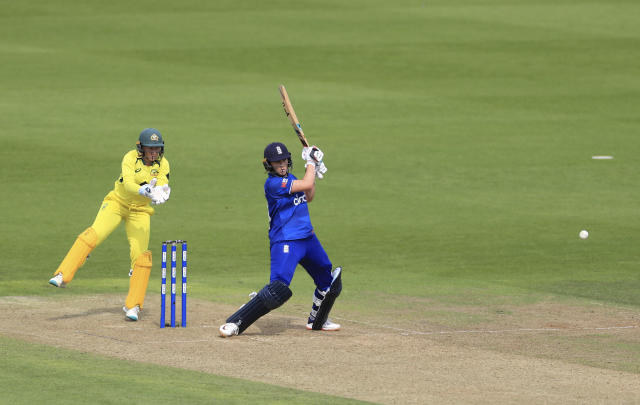 Consolation 69-run win for England in final Women's Ashes ODI