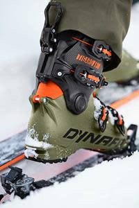 ON THE HUNT FOR POWDER WITH THE DYNAFIT TIGARD 130
