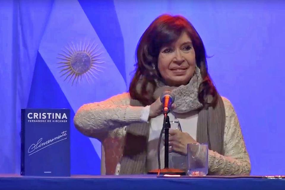 La presentación del libro de Macri tuvo sorprendentes puntos de contacto con la presentación de Sinceramente, el libro de Cristina Kirchner en 2019