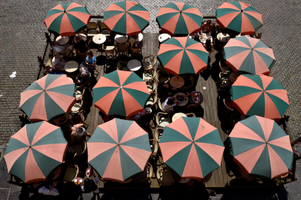 Terrace umbrellas are displayed during a hot and sunny day at the Grand Place in Brussels, Belgium, May 8, 2016. (Eric Vidal/REUTERS)