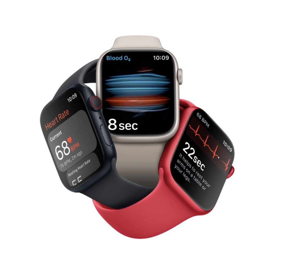 Apple Watch Series 8 (GPS + Cellular) with Stainless Steel. (PHOTO: Shopee Malaysia)