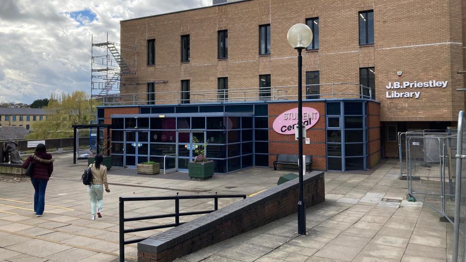 JB Priestley Library and Student Central buildings 