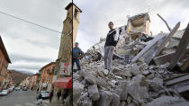 (FOTOS) El antes y el después del seísmo de Italia: así destruye un terremoto centenares de vidas y sueños