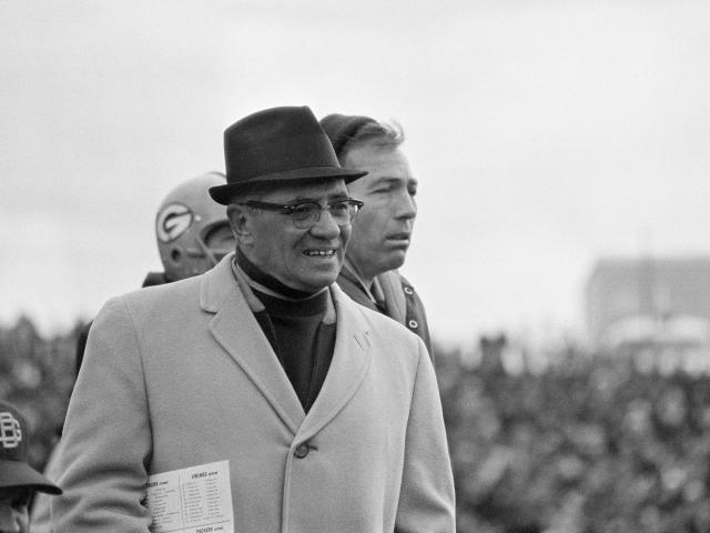 Vince Lombardi Trophy: A Tiffany Piece Money Can't Buy - ABC News