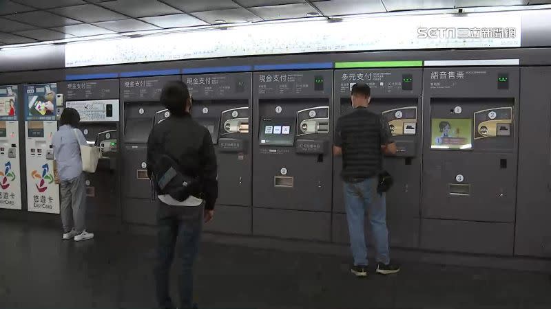 中山捷運站發布第1階段售票機區域改造成果。