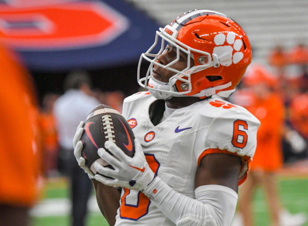 Brown puts life back into Clemson's self-proclaimed 'WRU'