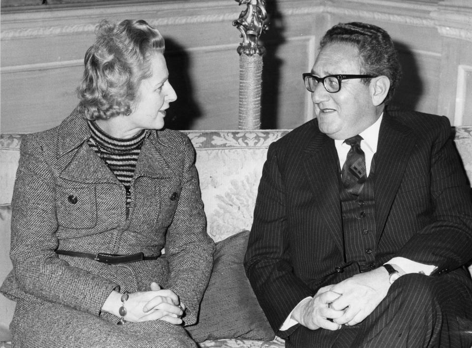 Kissinger in 1975 during a working breakfast at Claridge's with the new leader of the Conservative Party, Margaret Thatcher