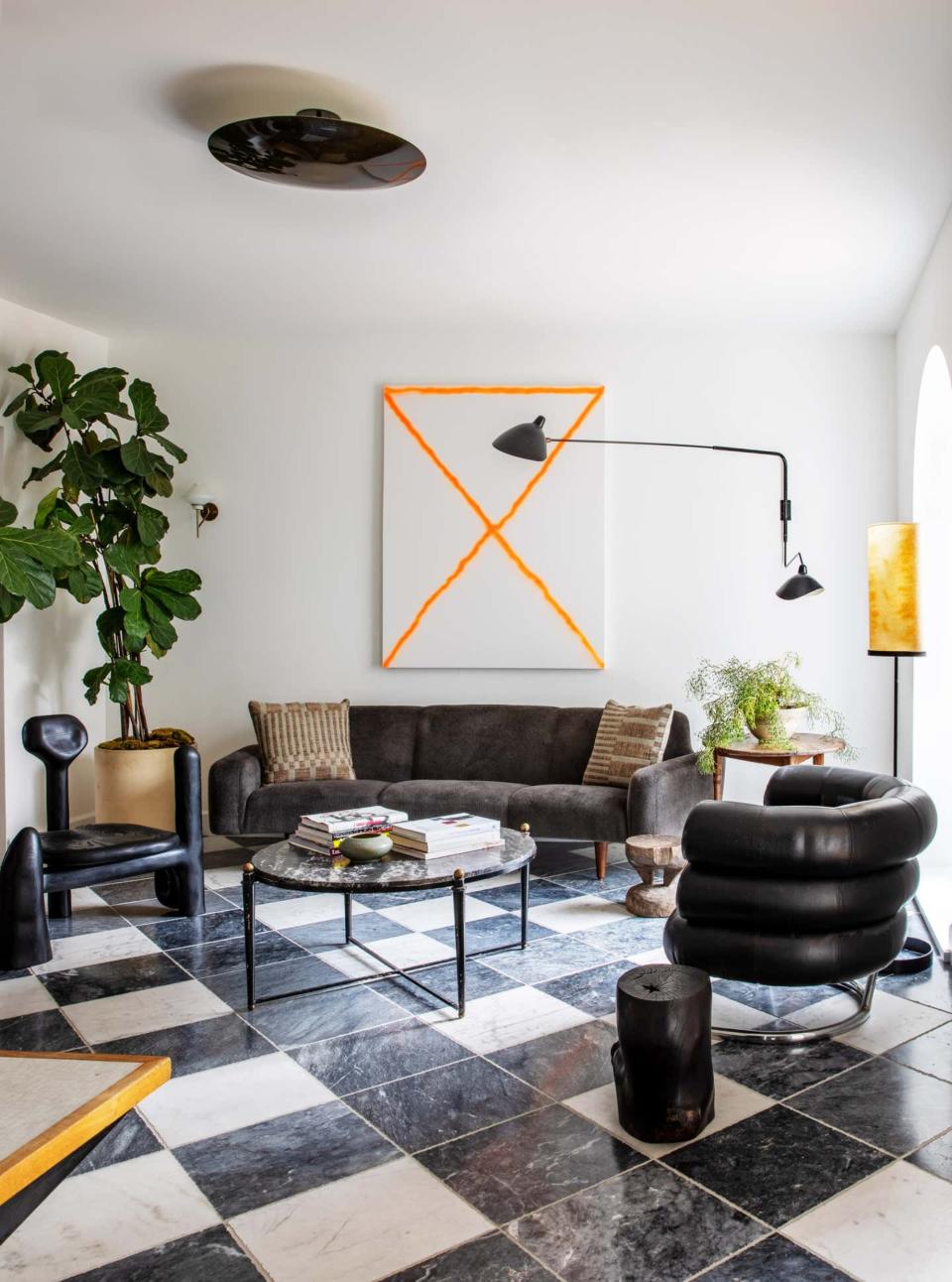 A fiddle leaf fig in the corner of the room