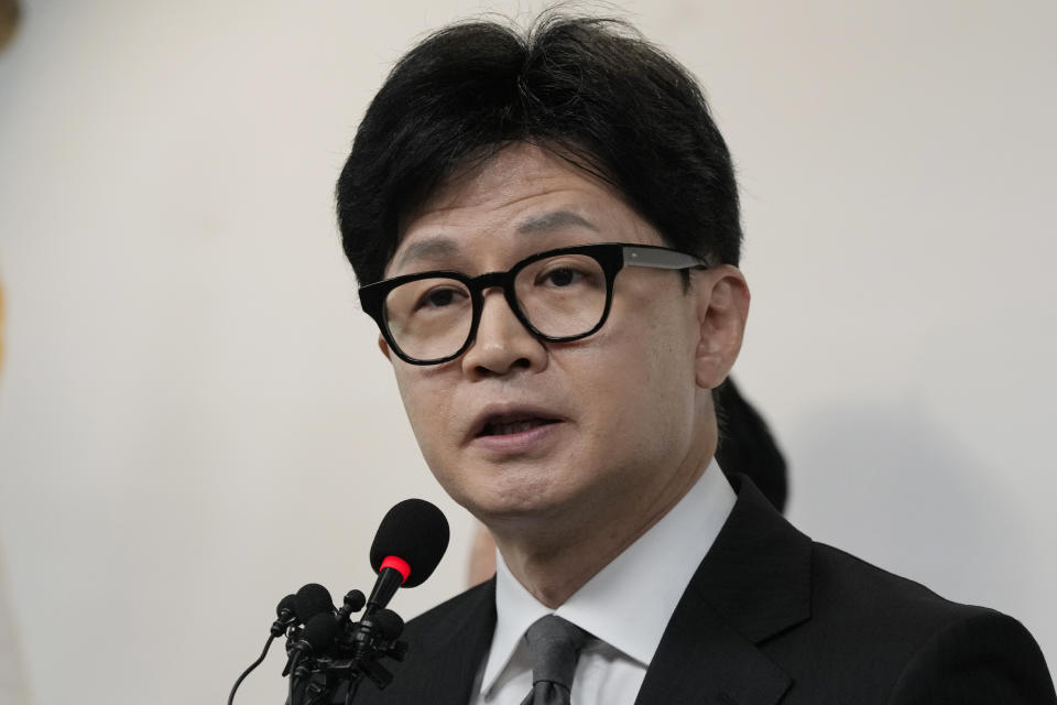 FILE - South Korea's ruling People Power Party's leader Han Dong-hoon speaks during a news conference at the party's headquarters in Seoul, South Korea, Thursday, April 11, 2024. South Korean voters have handed liberals extended opposition control of parliament in what looks like a massive political setback to conservative President Yoon Suk Yeol. Some experts say the results of Wednesday’s parliamentary elections make Yoon “a lame duck” — or even “a dead duck” — for his remaining three years in office. Others disagree, saying Yoon still has many policy levers and could aggressively push his foreign policy agenda. (AP Photo/Ahn Young-joon, File)