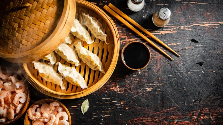 Bamboo steamer with gyoza dumplings