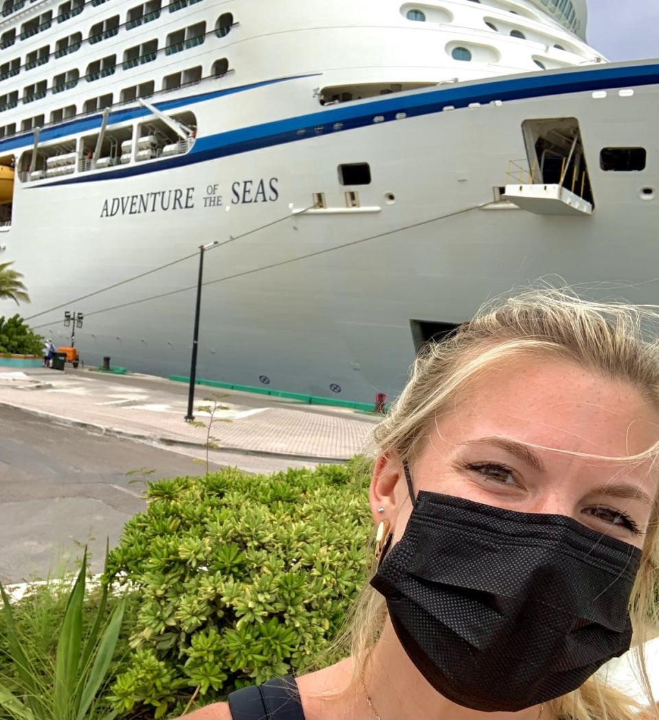 USA TODAY reporter Morgan Hines took a selfie with Royal Caribbean's Adventure of the Seas while boarding.