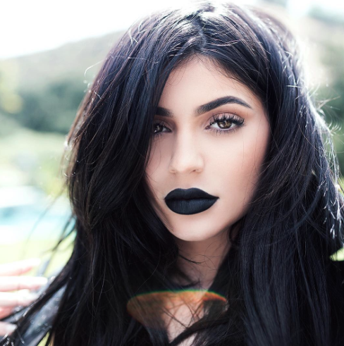 <p>Kylie is such a fan of black lipstick she is bringing out her own shade called ‘Dead Of Knight’. <i><a href="https://www.instagram.com/p/BGXiZb3SsqY/?taken-by=kyliecosmetics" rel="nofollow noopener" target="_blank" data-ylk="slk:[Photo: Kylie Cosmetics];elm:context_link;itc:0;sec:content-canvas" class="link ">[Photo: Kylie Cosmetics]</a></i></p>