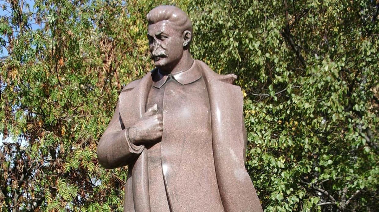 Monument to Stalin in Moscow