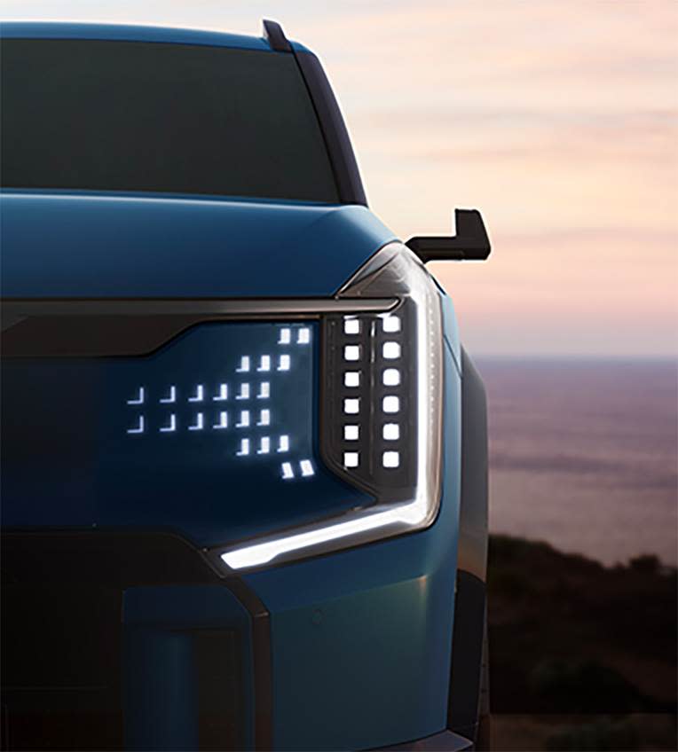 Digital Lighting Grille 數位光柵 融入「Opposites United 對立的和諧」設計理念，為Kia品牌電動車獨有的設計語彙。圖片來源：kiatw