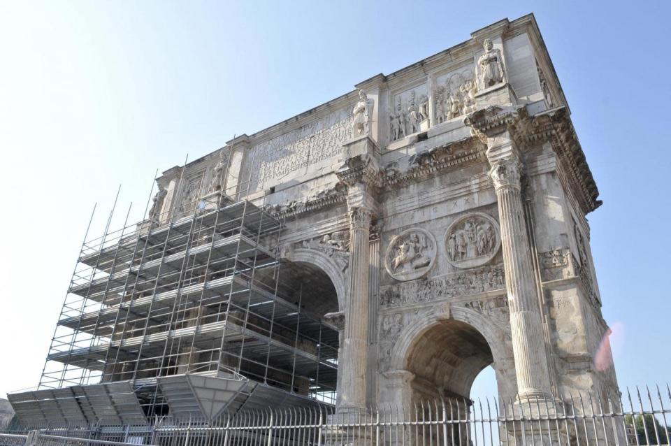 Al via i lavori di recupero del Colosseo