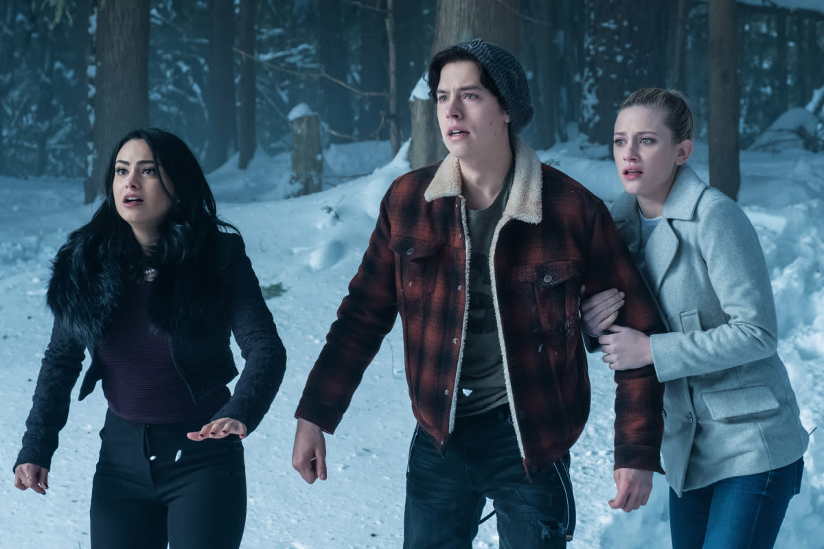 Here are the most tense moments of the “Riverdale” Season 1 finale