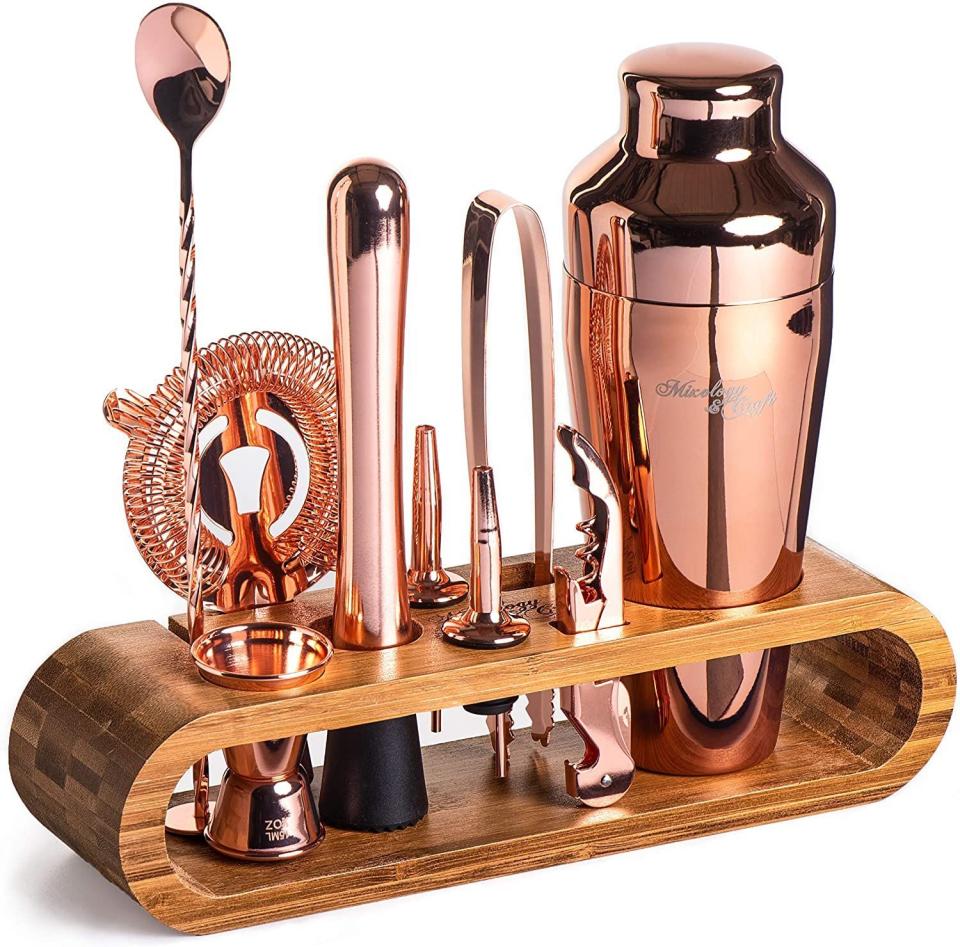 22) Mixology Bartender Kit