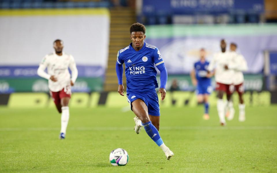 Demarai Gray playing for Leicester - Everton closing in on deals for Demarai Gray, Andros Townsend and Asmir Begovic - GETTY IMAGES