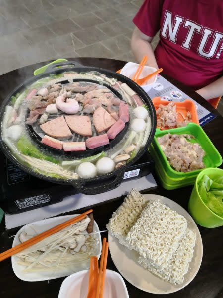 NTU Listicle - A picture of the mookata at Pioneer canteen