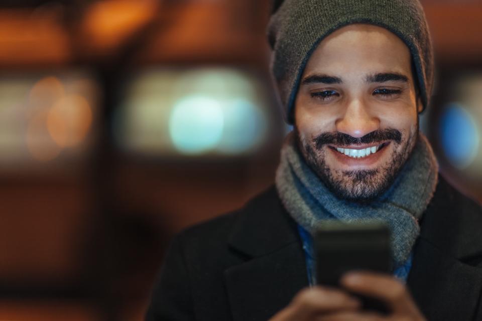 Die Männer in der Umfrage gaben an, sich darüber zu freuen, wenn die Frauen nach dem Date den ersten Schritt machen. (Symbolbild: Getty Images)