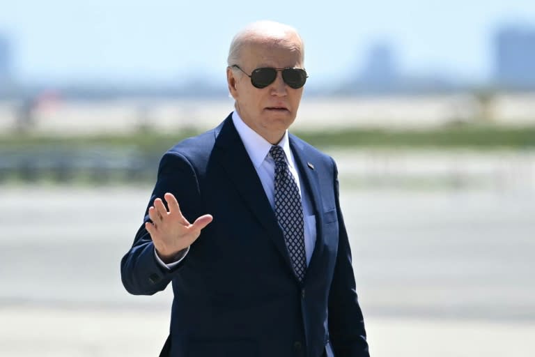 US-Präsident Joe Biden hat seine grundsätzliche Bereitschaft für eine Debatte mit seinem Herausforderer Donald Trump signalisiert. (ANDREW CABALLERO-REYNOLDS)