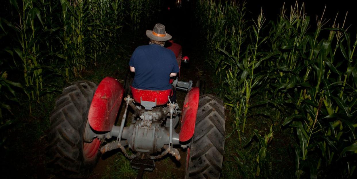 hanson's haunted hayride at the hanson's farm