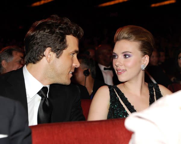 Kevin Mazur/WireImage Scarlett Johansson (R) and Ryan Reynolds in 2010