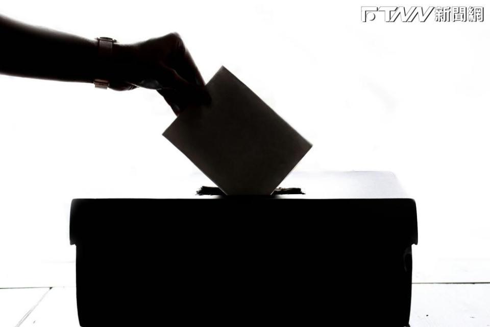 翁曉玲提案將現行總統選舉改成二輪投票制，對此黃暐瀚直言：明顯違憲。（示意圖／UNSPLASH）