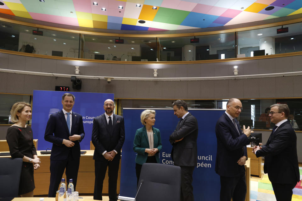 From left, Estonia's Prime Minister Kaja Kallas, Belgium's Prime Minister Alexander De Croo, European Council President Charles Michel, European Commission President Ursula von der Leyen, Greece's Prime Minister Kyriakos Mitsotakis, author of the High-Level Report on the future of the Single Market Enrico Letta and Finland's Prime Minister Petteri Orpo speak during a round table meeting at an EU summit in Brussels, Thursday, April 18, 2024. (AP Photo/Omar Havana)