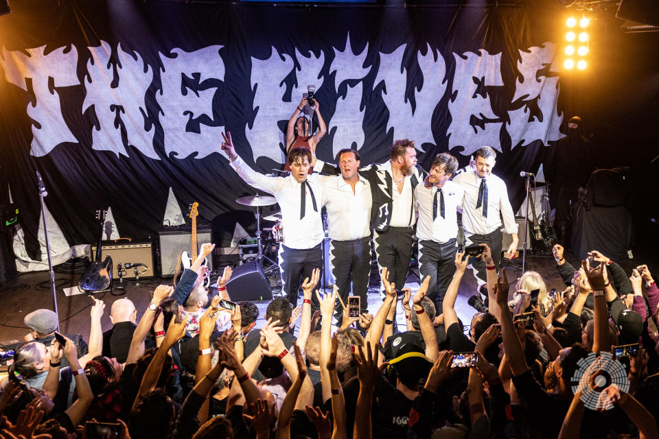 The Hives 44