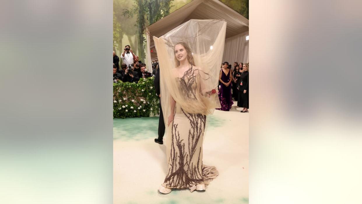 <div>NEW YORK, NEW YORK - MAY 06: Lana Del Rey attends The 2024 Met Gala Celebrating "Sleeping Beauties: Reawakening Fashion" at The Metropolitan Museum of Art on May 06, 2024 in New York City. (Photo by John Shearer/WireImage)</div>