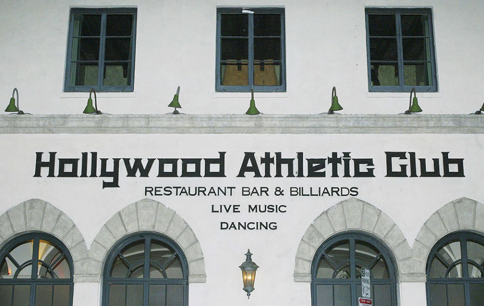 After trying his luck as an actor in New York, Belosic returned to his hometown, Los Angeles, and worked at The Hollywood Athletic Club, serving drinks in the bar.