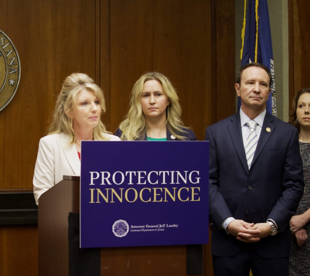 Senator Health Cloud speaks about a bill she introduced as Representative Julie Emerson and Attorney General Jeff Landry listen.