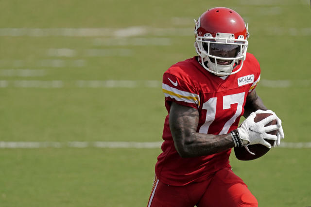 Chiefs' Mecole Hardman misses practice ahead of playoff game