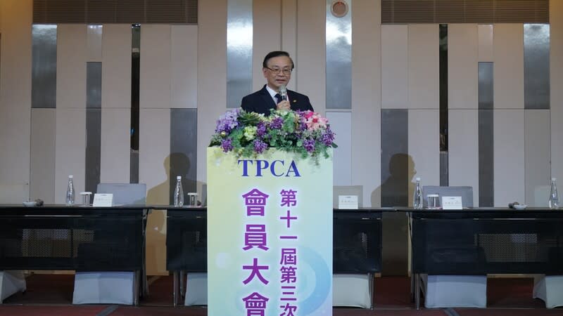 PCB產業盼供電穩定不缺電 台灣電路板協會（TPCA）21日在桃園舉辦第11屆第3 次會員大會暨標竿論壇，由理事長李長明（圖）主 持，他會後針對電價上漲議題受訪表示，願配合漲 價，但盼供電「穩定、足量、綠能」。 （TPCA提供） 中央社記者江明晏傳真  113年3月21日 