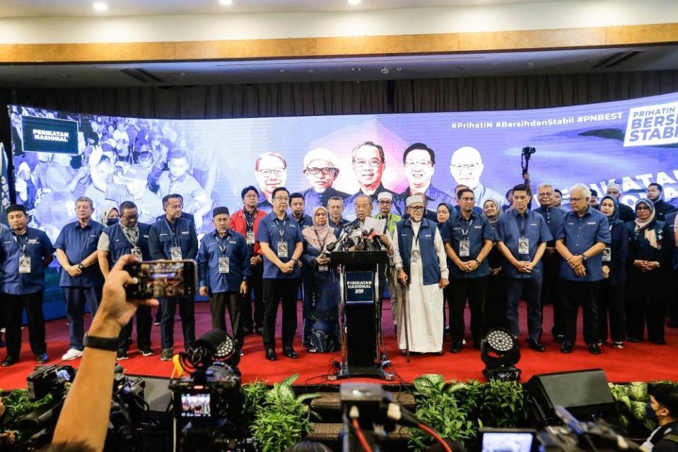 Perikatan Nasional chairman Tan Sri Muhyiddin Yassin delivers his speech after the announcement of the results of the GE15 at Glenmarie Golf and Resort, Subang, November 19, 2022. — Picture by Sayuti Zainudin