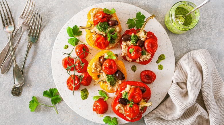 stuffed peppers with quinoa and veggies