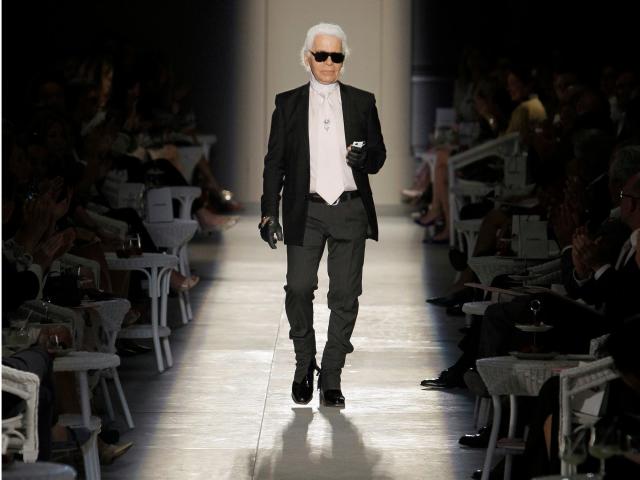 Karl Lagerfeld: The life of a design icon in pictures - BBC News