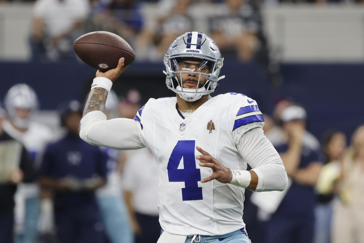 Dallas Cowboys quarterback Dak Prescott (4) prepares to throw a pass during an NFL Football game in Arlington, Texas, Sunday, Nov. 1, 2023. (AP Photo/Michael Ainsworth)