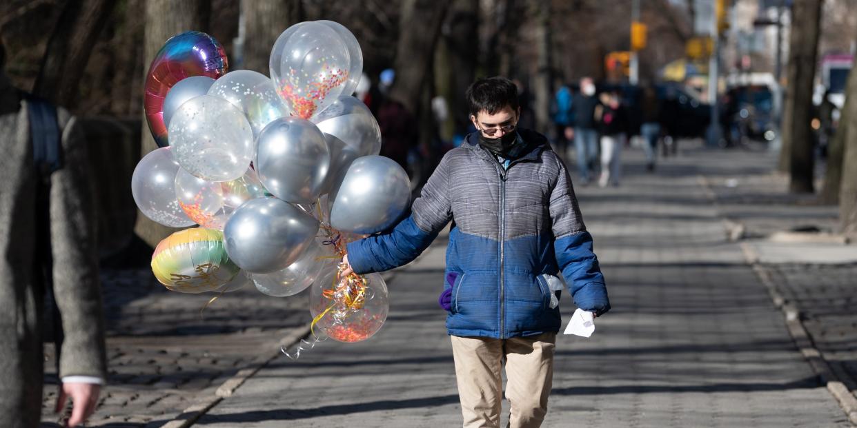 covid mask balloons getty