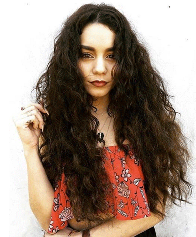 Vanessa Hudgens got hair extensions and an expensive manicure for Coachella. Photo: Instagram